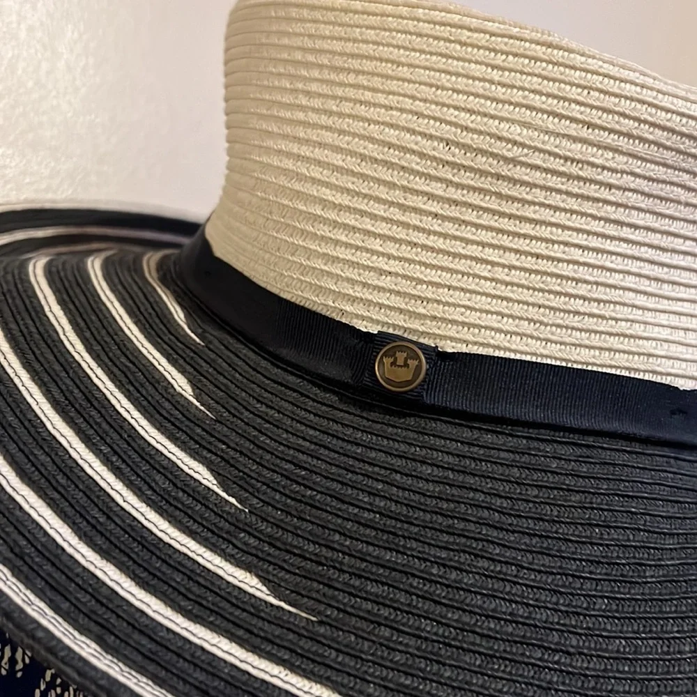 Goorin Bros bold hat makers since 1895 hat